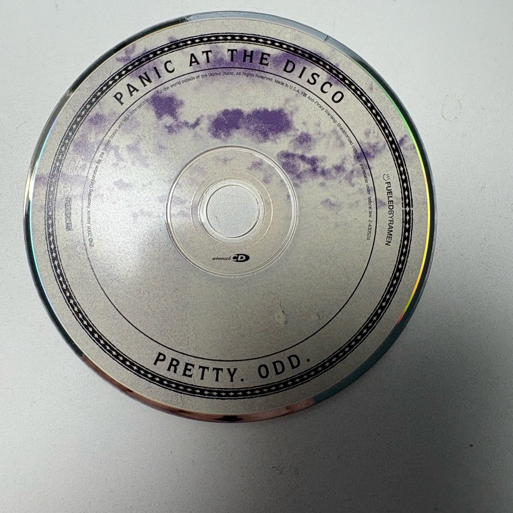 Panic! At the Disco - Pretty. Odd. CD.